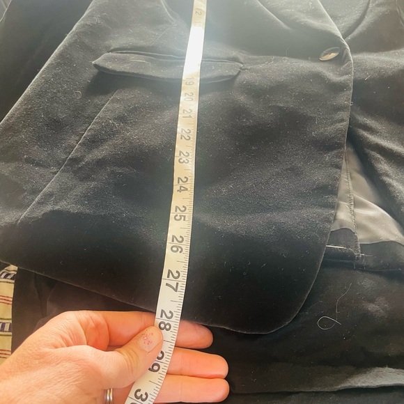 Vintage Talbots Black Velvet Blazer - Picture 9 of 13